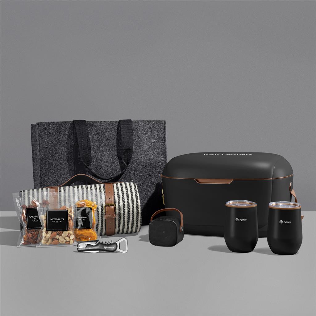 Yatta Sunset Serenade Hamper – The Cap Company
